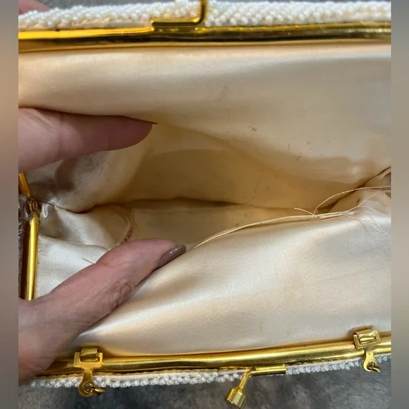 Vintage women’s clutch cream color beads  with pastel colors sequins gold strap - Picture 4 of 8